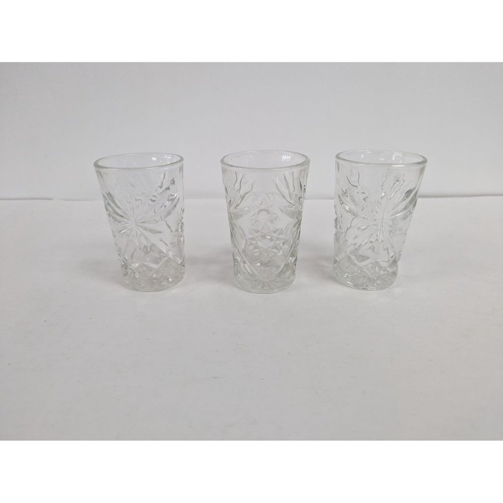 Vintage Anchor Hocking Prescut Set of 3 Juice Cups Star of David